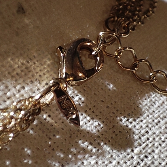 Ruby Red Faceted Glass Crystal and Purple Beaded Gold Tone Necklace NRQ Signed - Picture 14 of 16